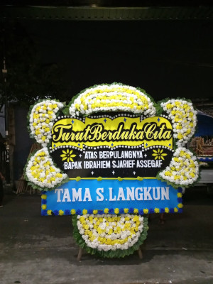 Papan Bunga Duka di Lahusa
